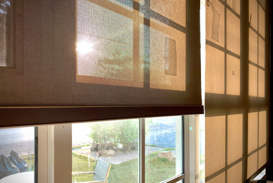 The Guide to Hunter Douglas Shades
