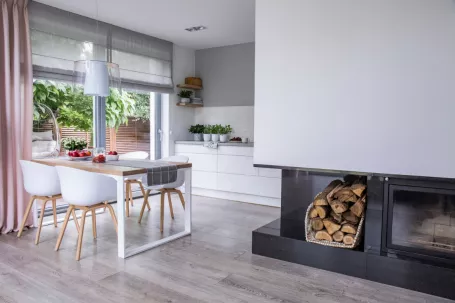 white-kitchen-space-with-white-roman-shades