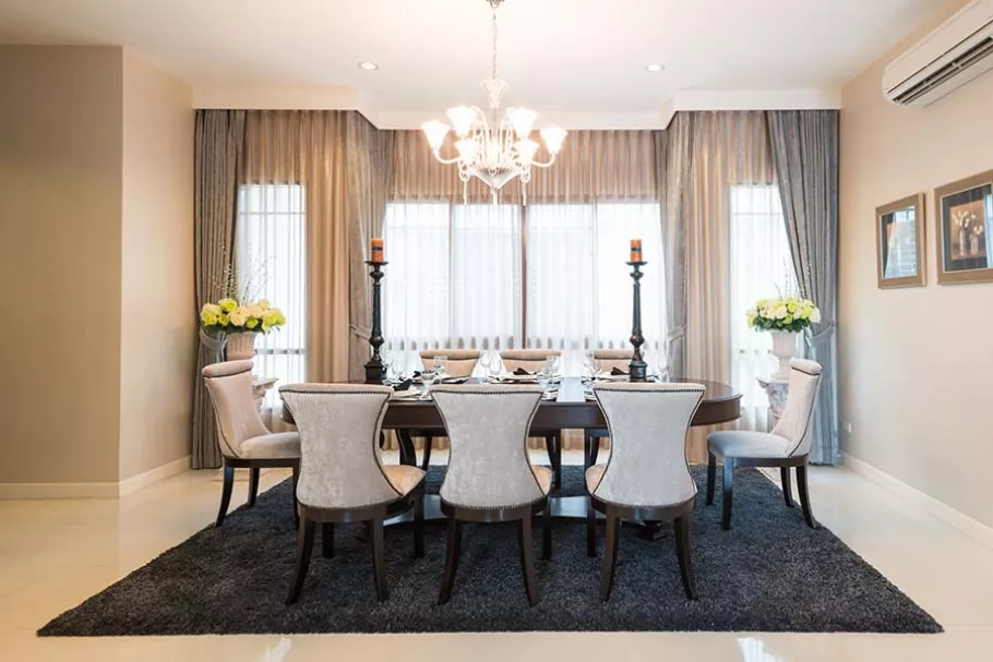 What Types of Drapes and Window Treatments Are Ideal for Different Rooms?
